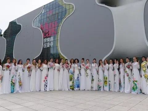 Dàn người đẹp Việt khoe sắc trong tà áo dài truyền thống tại Đài Loan